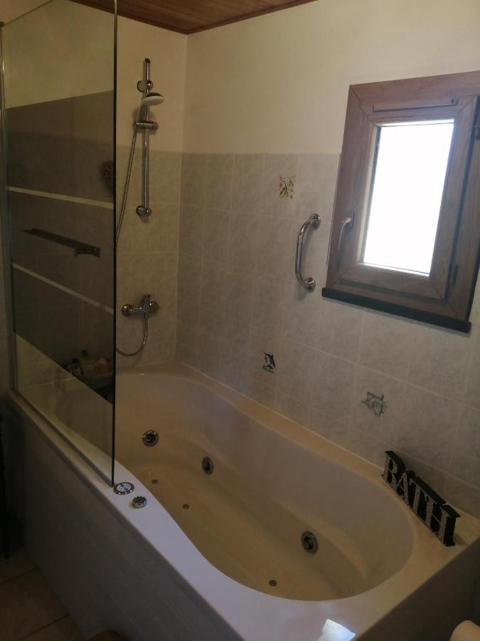 Holli Cottage - Charming 2 Bedrooms With Terrace. Saint-Avit-Riviere Bagian luar foto